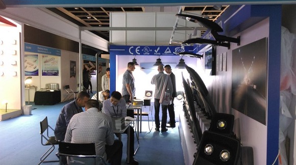 客戶對漢鼎綠能led燈具，購買意愿較高，希望展會結束后到工廠參觀